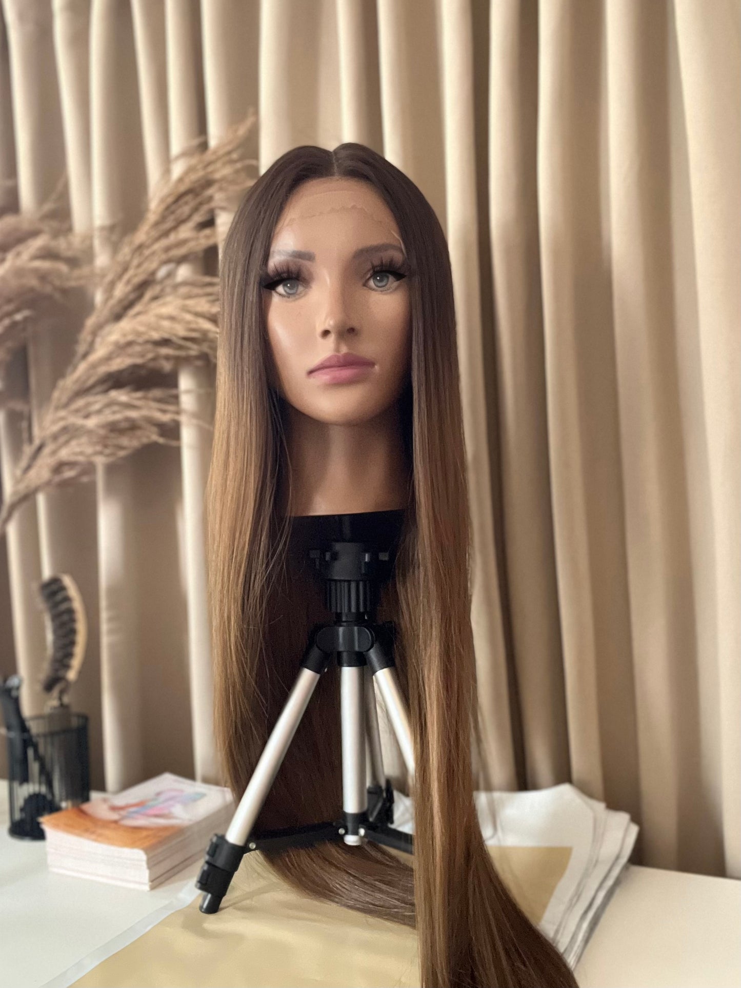 Lace front hair synthetic wigs for women modelled on product mannequin