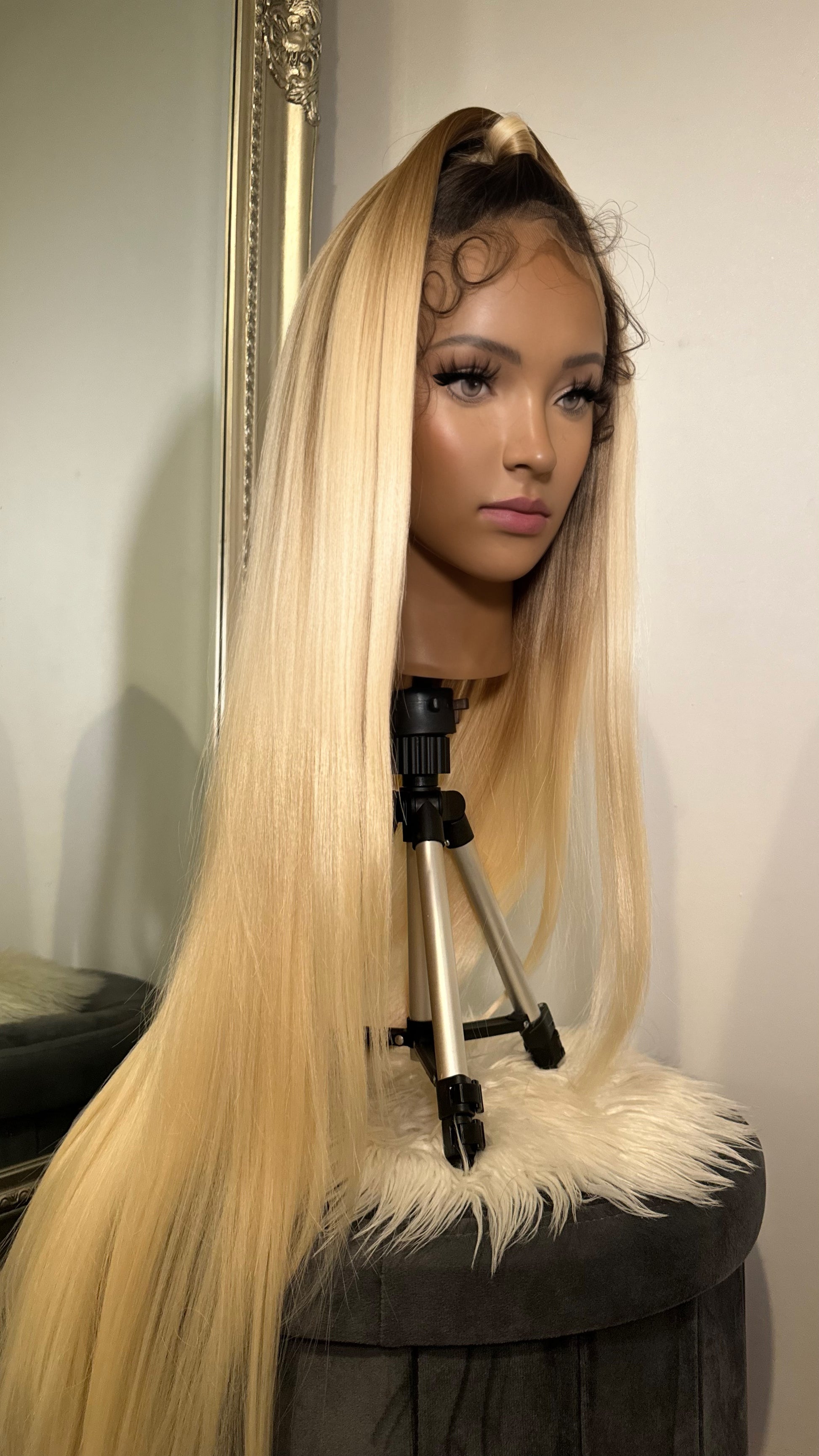 natural blonde ombre hair wig with baby hairs