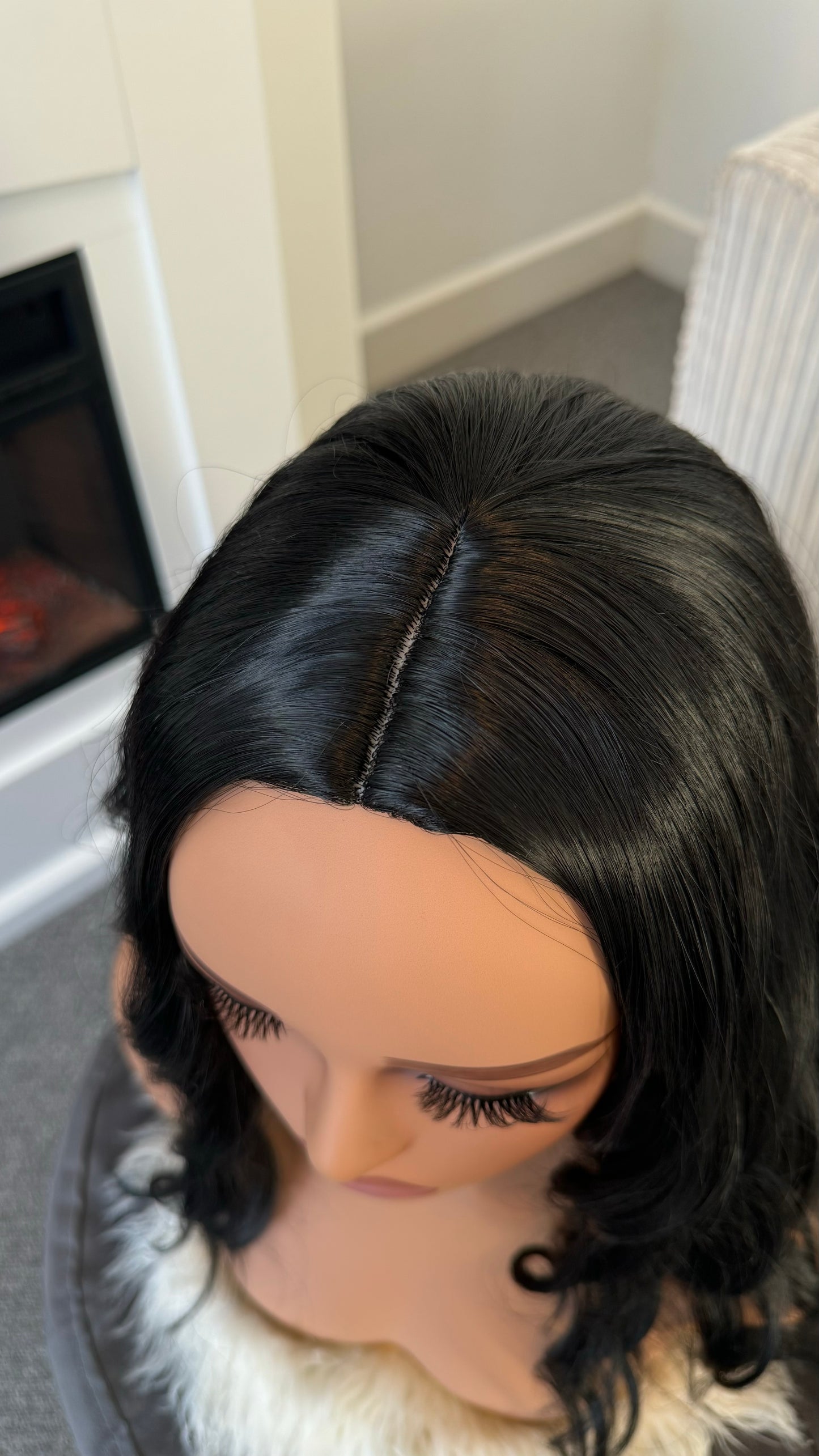 Kali 28" Wavy Black No Lace Wig