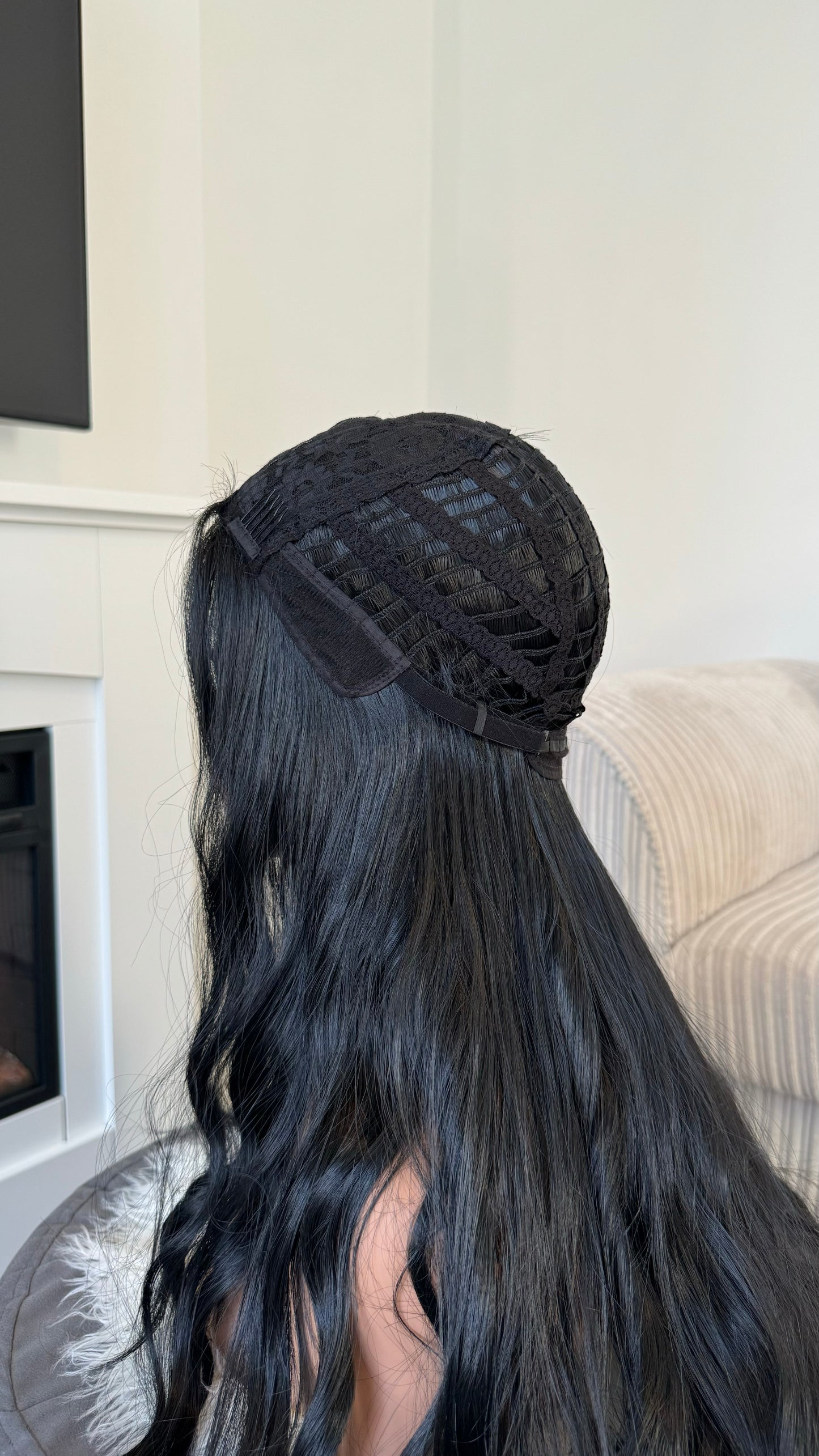 Kali 28" Wavy Black No Lace Wig